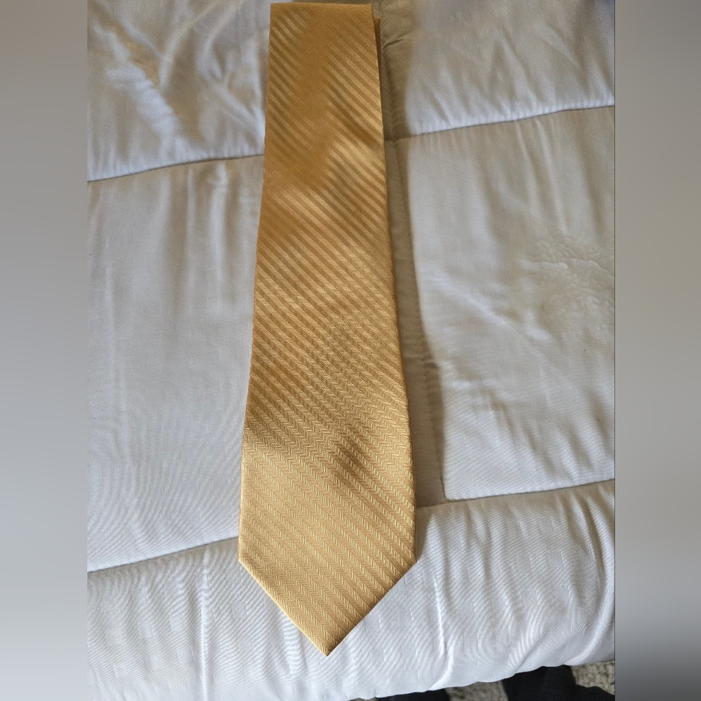 Tango silk tie